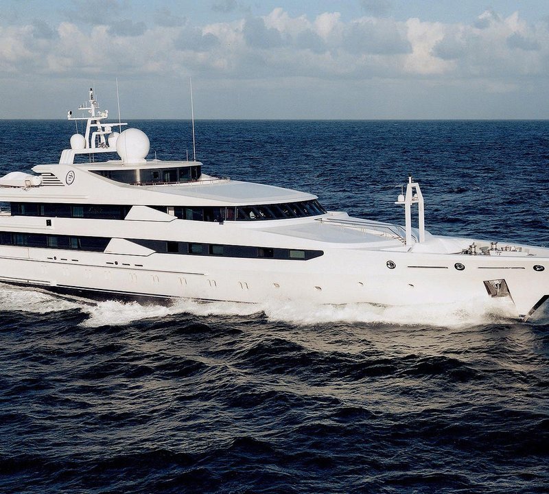 85m charter yacht